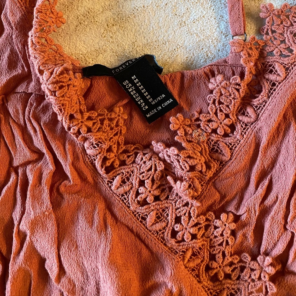 Forever 21 Lace Crop Tank - Picture 3 of 4